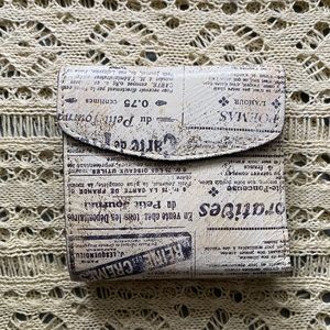Patricia Nash trifold wallet